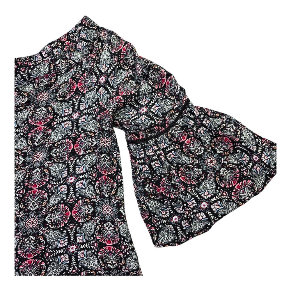 Solitaire Blouse Womens Medium Black Pink Boho Bell Sleeve Rayon Floral Crochet - Picture 2 of 11